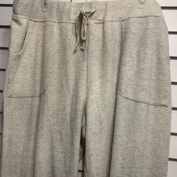 Cupid Blush Soft and Cozy Joggers - Picture 4 of 7